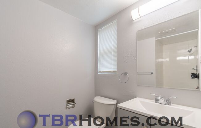 4 beds, 2 baths, $2,500