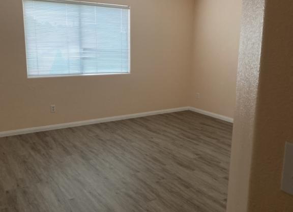 11056 PIEDMONT VLY AVE