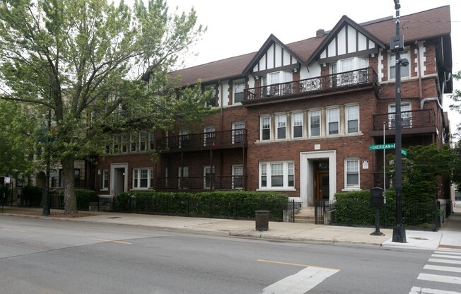 4448 SHERIDAN