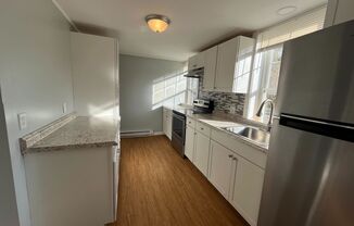 1 bed, 1 bath, $1,650, Unit Unit 8