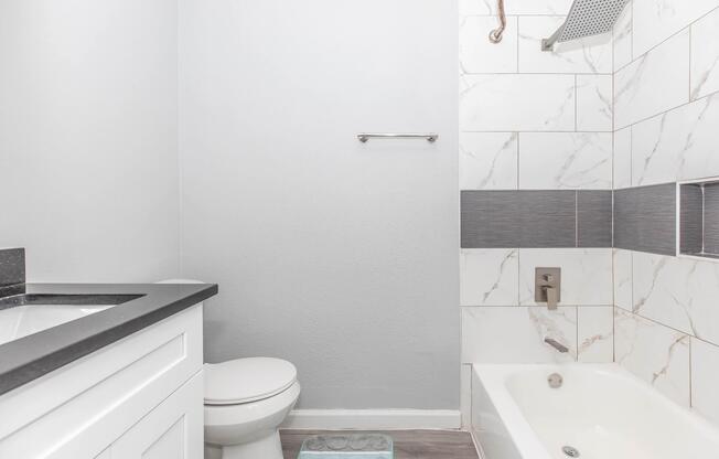 1 bed, 1 bath, 720 sqft, $1,249