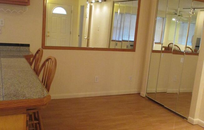 2 beds, 1 bath, 650 sqft, $1,935, Unit 680-110
