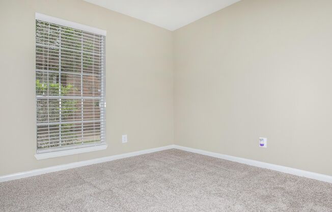3 beds, 2 baths, 1,100 sqft, $1,490