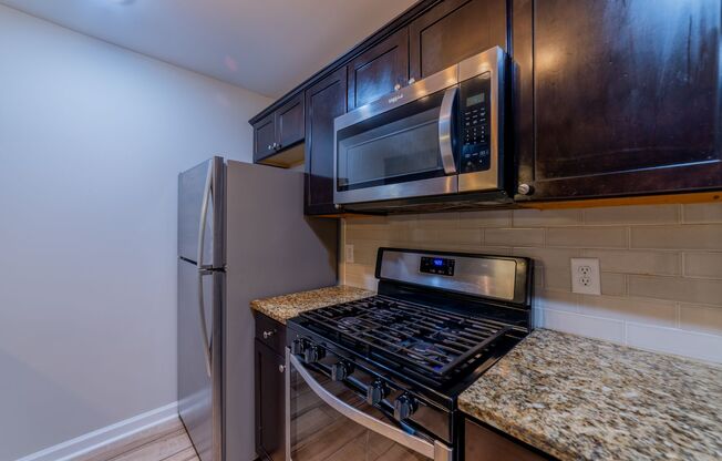 4 beds, 2 baths, 1,500 sqft, $1,995, Unit 712HCO