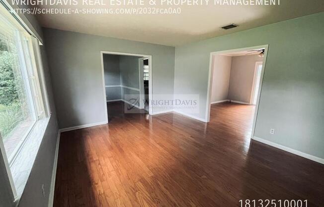 1039 S FRANKLAND RD