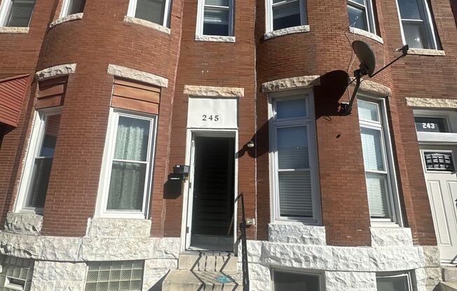 Beautiful Three-Bedroom House in Baltimore