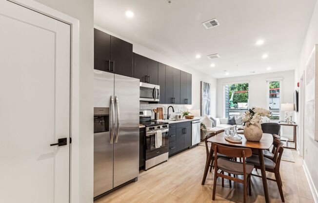 1 bed, 1 bath, 675 sqft, $1,625, Unit 114