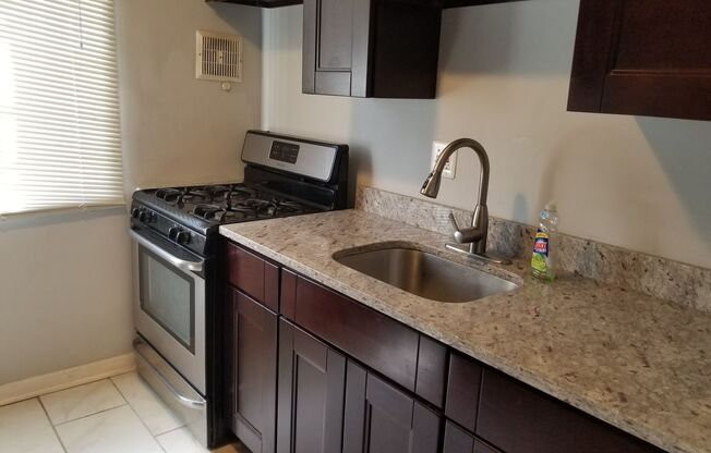 1 bed, 1 bath, $1,550, Unit (#1)