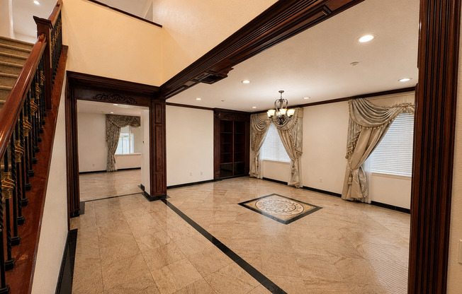 Spacious 5 Bedroom Home in West Oxnard's Desirable Winfield Community