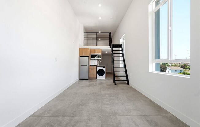 Studio, 1 bath, 508 sqft, $1,995, Unit 207-A