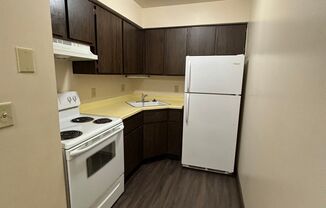 1 bed, 1 bath, 700 sqft, $899, Unit Lovers Lane-209