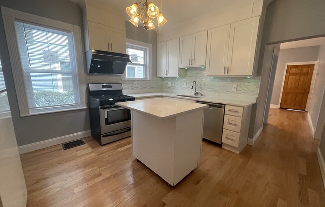 24 Litchfield St 2
