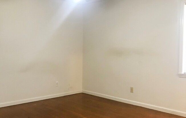 1 bed, 1 bath, $900