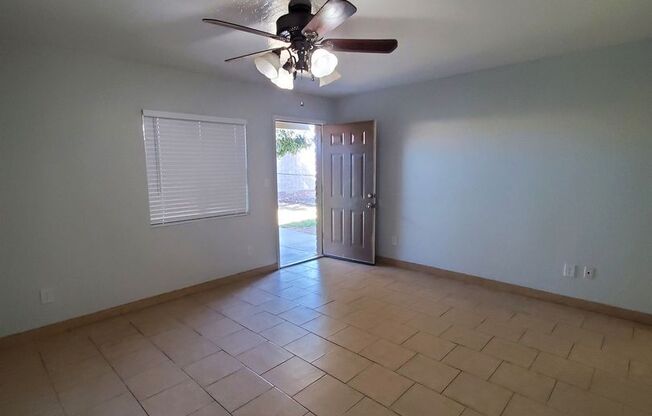 2 beds, 1 bath, $1,550, Unit 05