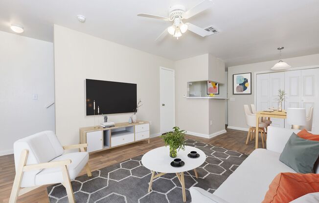 1 bed, 1 bath, 809 sqft, $1,150, Unit 1904