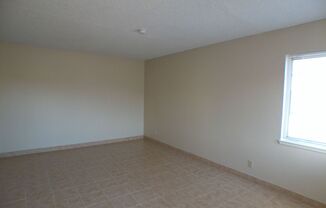 2 beds, 1 bath, $1,150