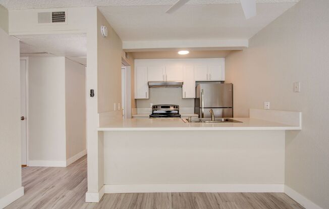 1 bed, 1 bath, 600 sqft, $1,575