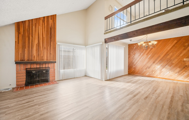 8936 LIBRA DR