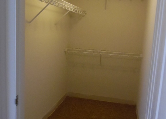 2 beds, 2 baths, 840 sqft, $2,331, Unit 4-0608