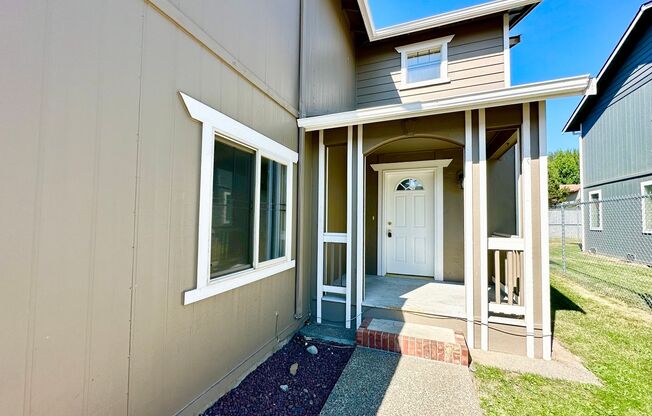 2103 N Yellowstone