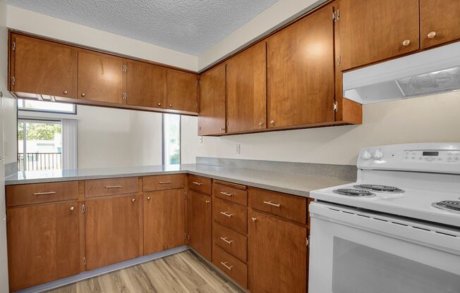 2 beds, 1.5 baths, 1,050 sqft, $2,049, Unit 214-772A