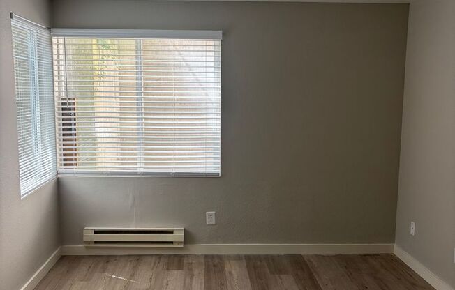 1 bed, 1 bath, 715 sqft, $1,995, Unit 216