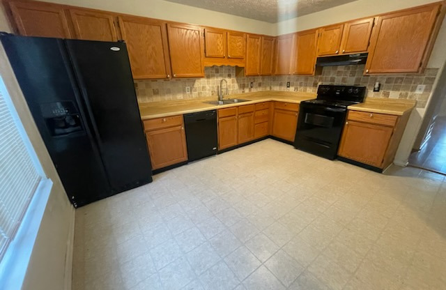 3822 MDW GRN CT