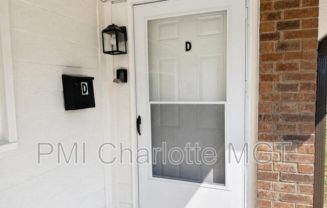 318 BARRYMORE DR