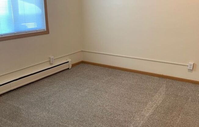 1 bed, 1 bath, 550 sqft, $1,040, Unit 3715-103
