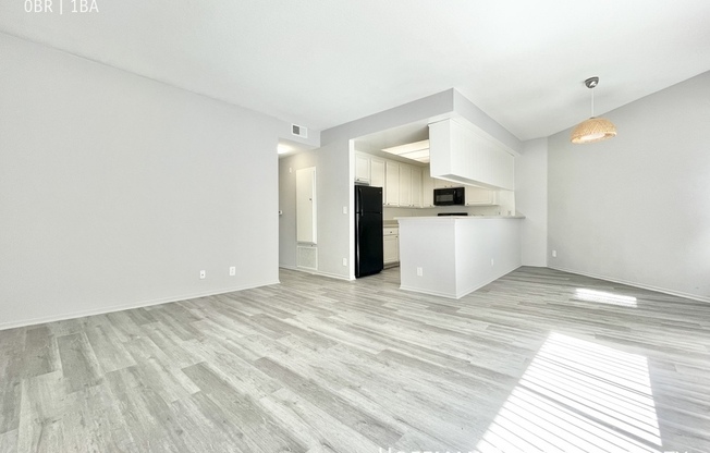11221 RICHLAND AVE
