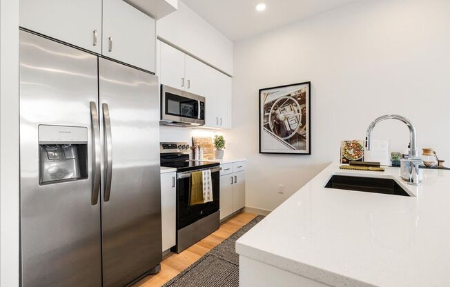 1 bed, 1 bath, 737 sqft, $2,049, Unit 510