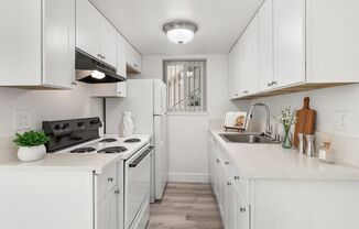 3 beds, 1 bath, 968 sqft, $1,825, Unit 56