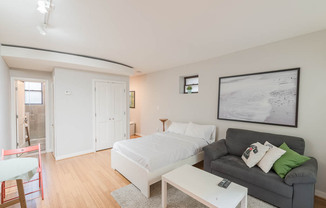 116 N CAROLINA AVE SE