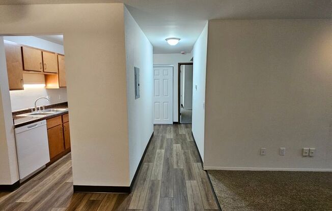 2 beds, 2 baths, 960 sqft, $1,025, Unit 21 - 107