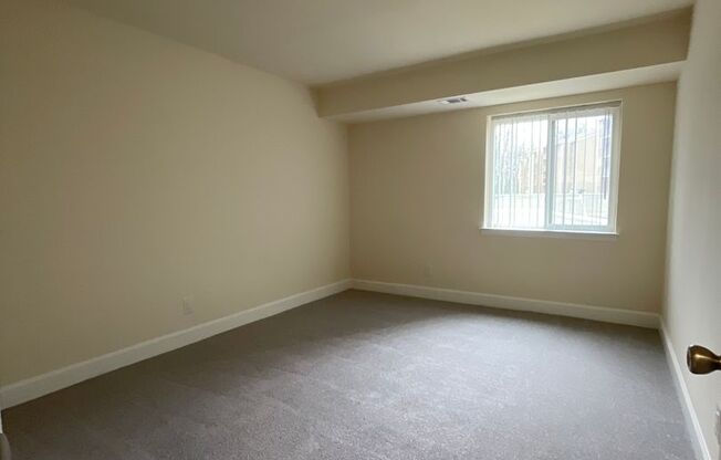 1 bed, 1 bath, 745 sqft, $1,685, Unit 14215 #A1