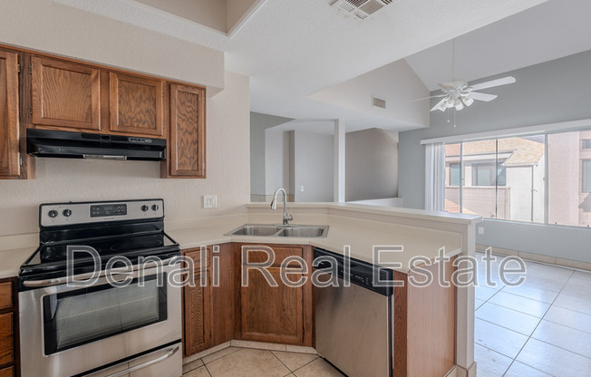 9439 N 59 AVE