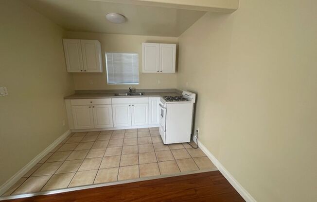 Studio, 1 bath, $1,525, Unit 101