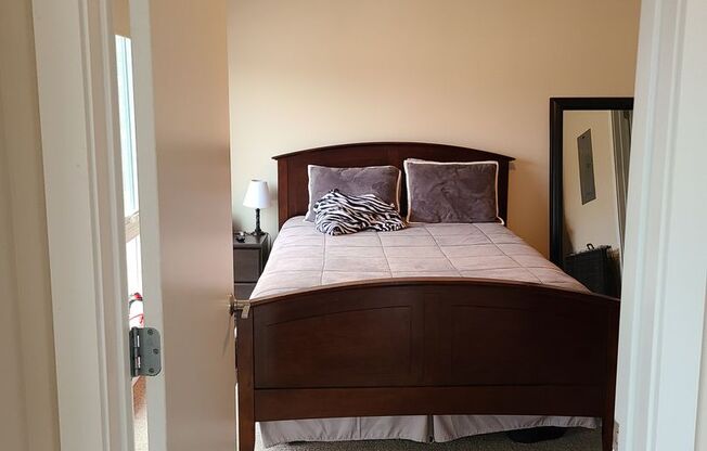 1 bed, 1 bath, 875 sqft, $1,490, Unit 303