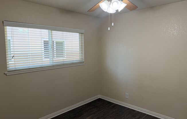 1 bed, 1 bath, 561 sqft, $2,075, Unit 4948B