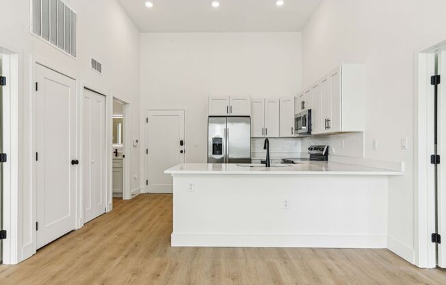 2 beds, 2 baths, 803 sqft, $1,995, Unit 106