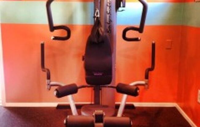 2 beds, 1 bath, 745 sqft, $1,100