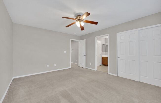 *Beautiful home in Henderson-Just completed upgrades*