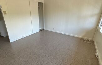 University - Varsity Circle - Studio, 1 Bathroom, 1 Parking - $1,200