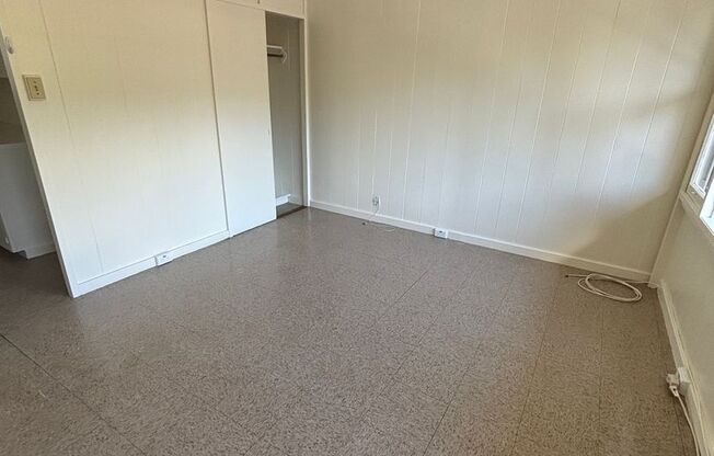 University - Varsity Circle - Studio, 1 Bathroom, 1 Parking - $1,200