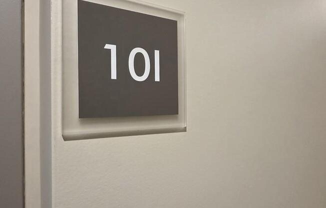 1 bed, 1 bath, $5,500, Unit 10I