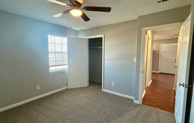 2 beds, 1 bath, 800 sqft, $1,005, Unit 6