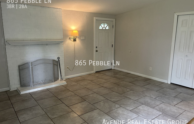 3 beds, 2 baths, 1,215 sqft, $1,475