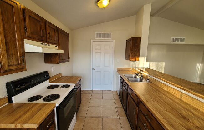 Limestone Dr. Duplex