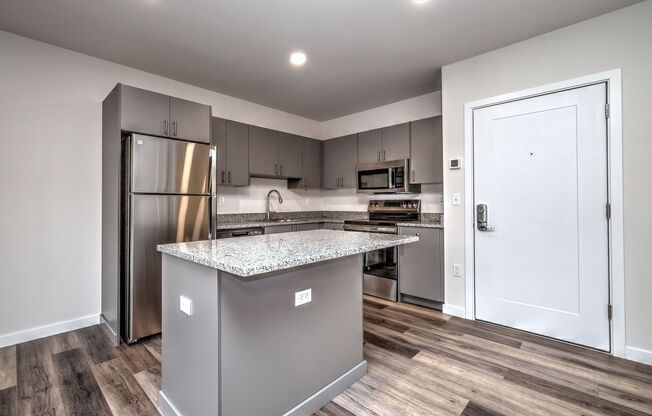Studio, 1 bath, 630 sqft, $1,900, Unit Apt 1106