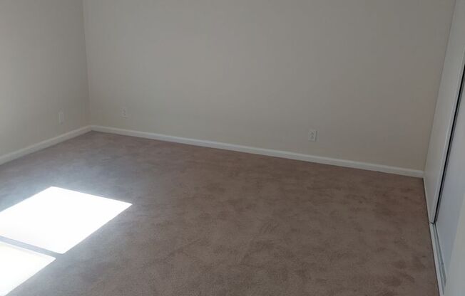 1 bed, 1 bath, 720 sqft, $2,250, Unit 107